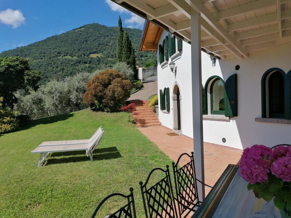 Villa Daniela Riva di Solto Esterno foto